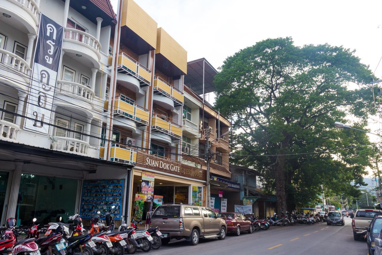 Suan Dok Gate Guesthouse — Photos 2